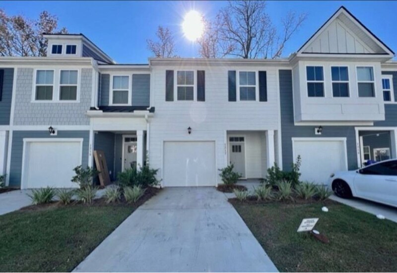 Foto principal - 1150 Rome Ln