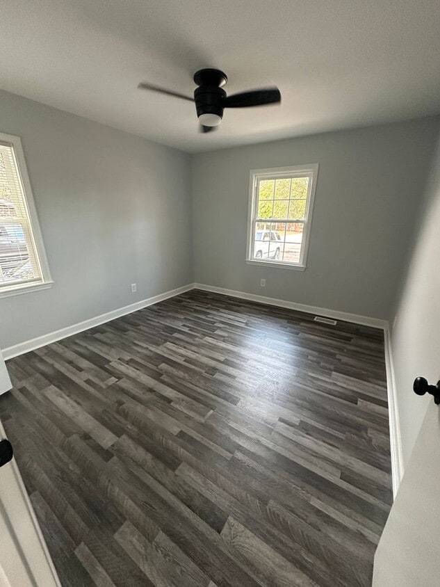 Photo - 1109 Sidney Drive