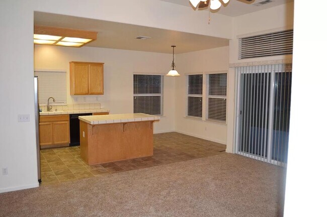 Building Photo - 2860 Blue Oak Ct