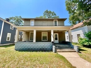 Building Photo - 2421 Peck St