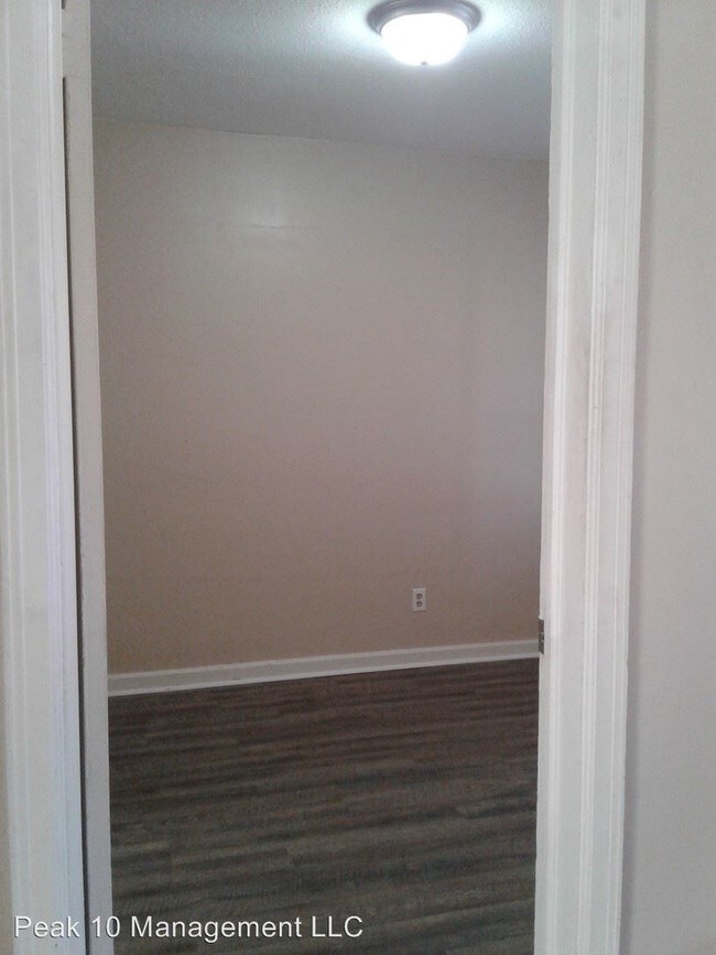 Foto del edificio - 953 N Glendale St