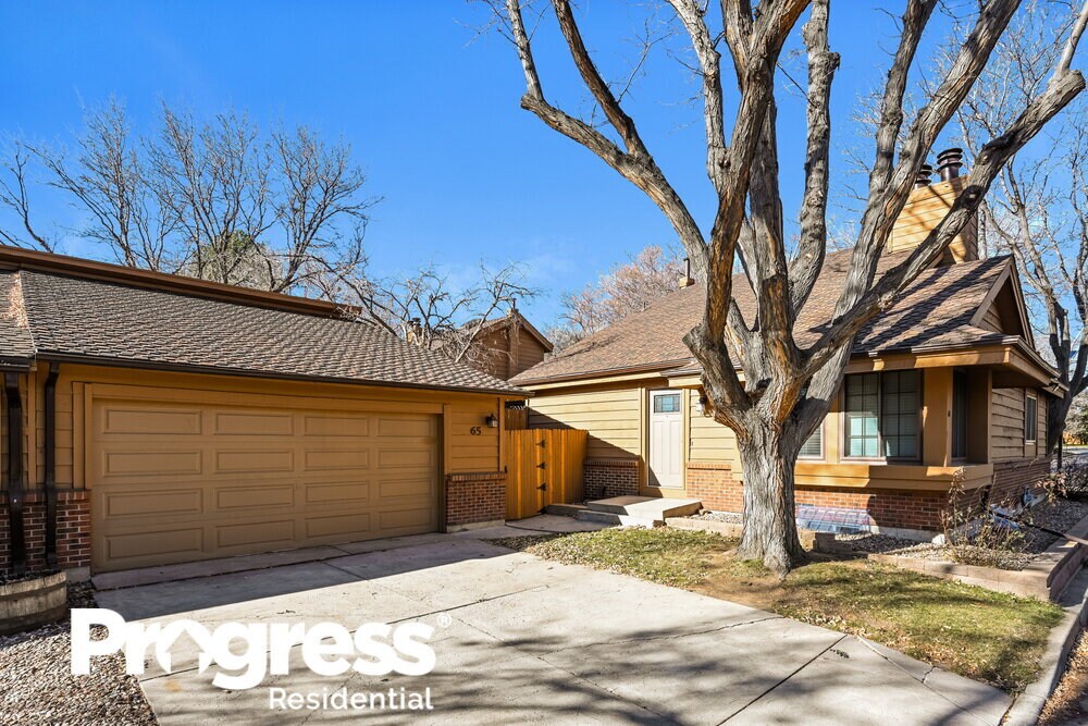 Primary Photo - 65 S Eagle Cir