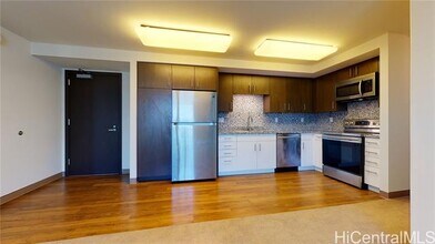 Building Photo - 988 Halekauwila St