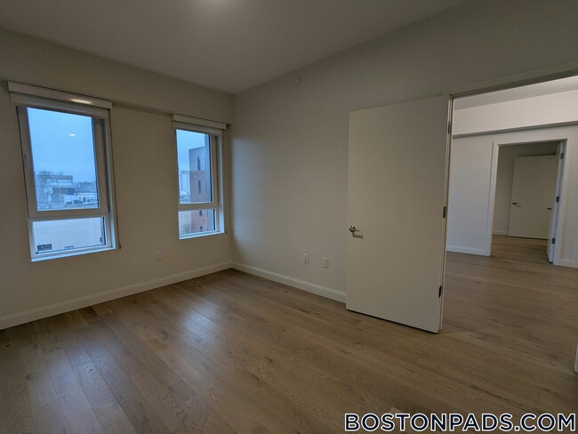 Foto del edificio - 55 Brighton Ave