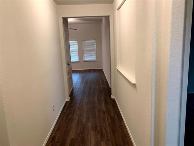 Foto del edificio - 2444 Larimar Dr