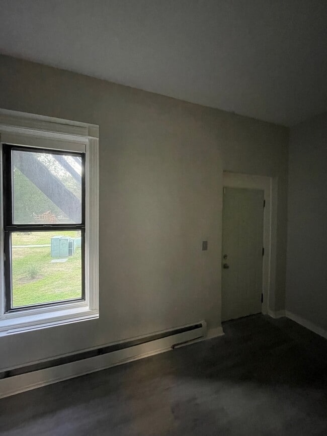 Building Photo - 60 Westerlo St