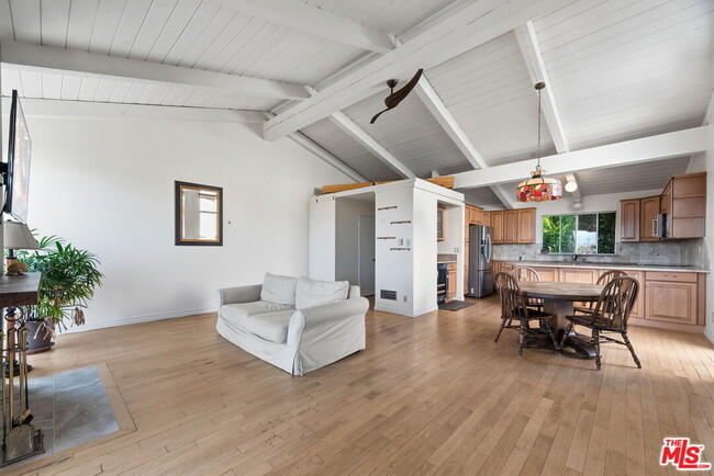 Building Photo - 28370 Rey De Copas Ln