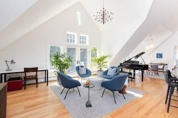 Foto del edificio - 72 Ledge Rd