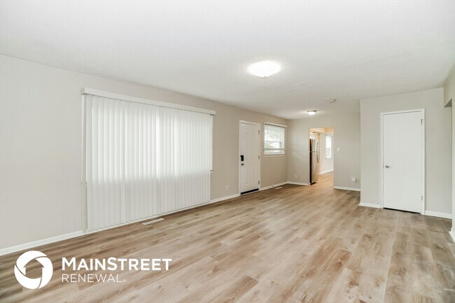 Foto del edificio - 4363 Chandler Dr