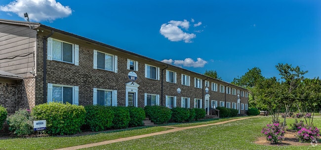 Building Photo - Serenity Apartments at Valley Creek