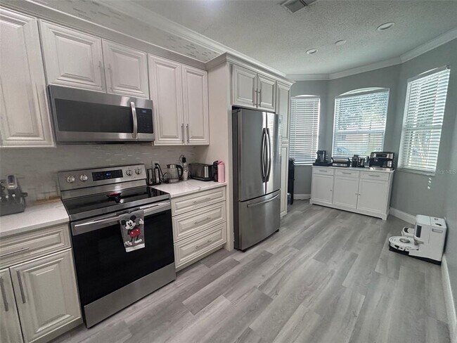 Building Photo - 5028 Olde Kerry Dr