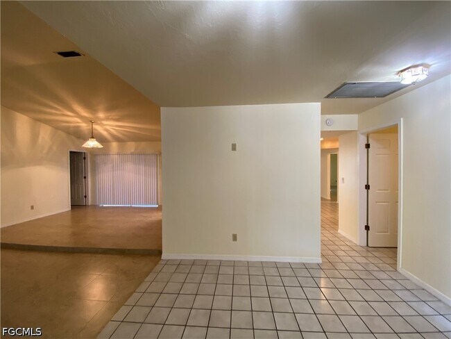 Foto del edificio - 225 SE 31st St