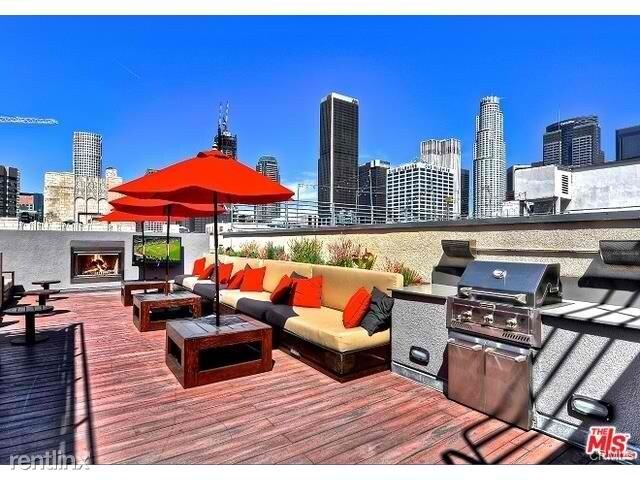 Foto del edificio - 744 S Hill St