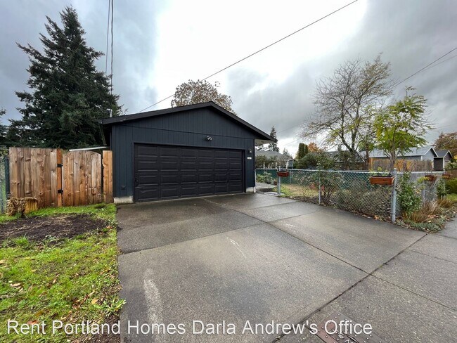 Foto del edificio - 3 br, 2 bath House - 8447 SE 65th Ave.