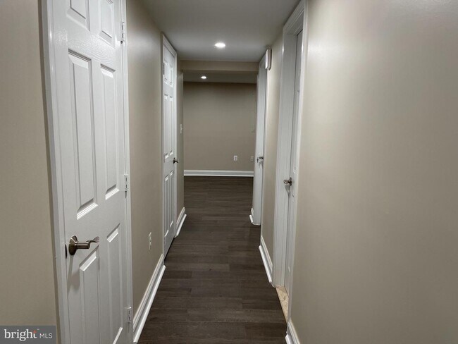 Foto del edificio - 1407 Montague St NW
