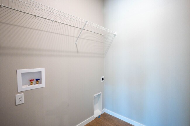 Building Photo - Brand new 3 bedroom home - Mt.Vernon