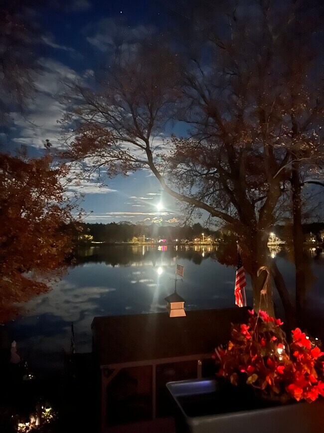 6 Bartlett Dr Unit Garden level, MA 01833 Apartments in MA