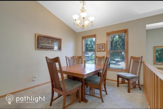 Foto del edificio - 5150 South Park Drive