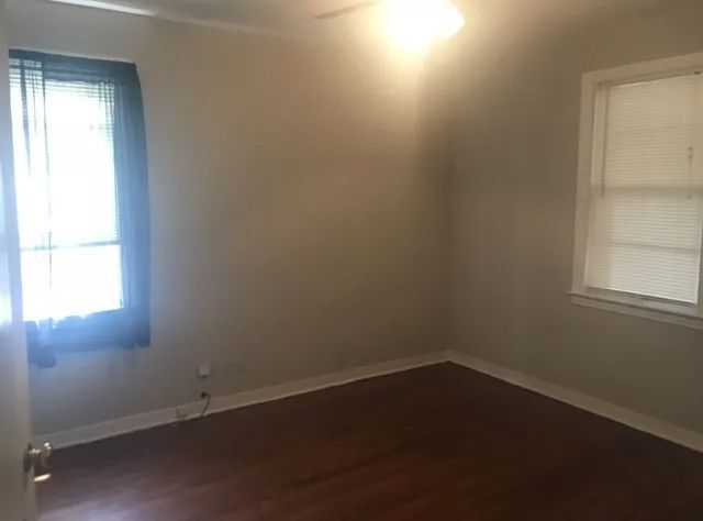 Foto del edificio - 9138 Keating Ave