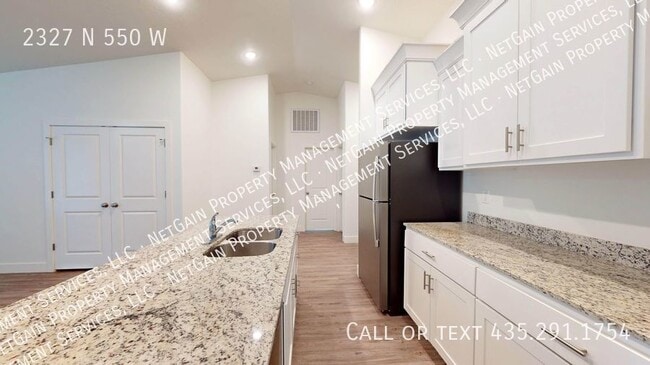 Building Photo - 2327 N 550 W