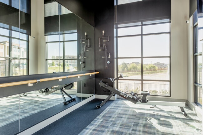 Interior Photo - MAA Windmill Hill