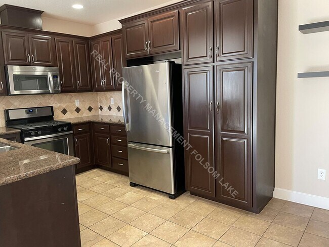 Foto del edificio - 3 bedroom, 3 bathroom condo at The Rivage ...