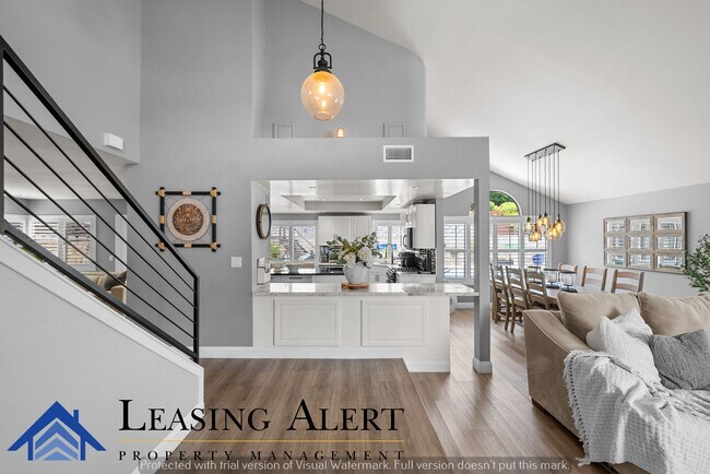 Building Photo - 27597 Artine Dr