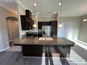 Building Photo - 4396 Wickson Pl
