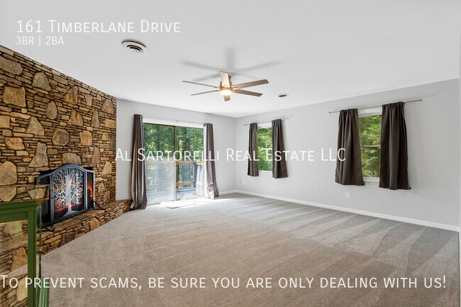 Foto del edificio - 161 Timberlane Dr