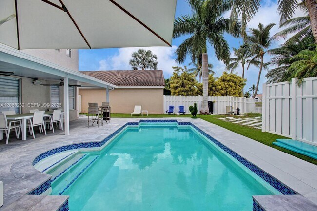 Foto del edificio - 3432 SW 49th St