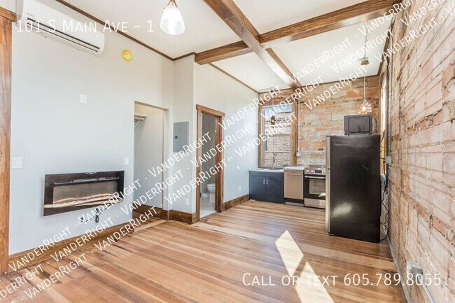 Foto del edificio - 101 S Main Ave