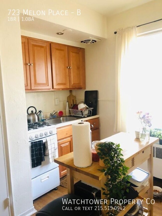 Foto del edificio - 723 Melon Pl