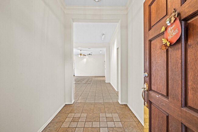 Foto del edificio - 12335 Shadowvista Dr