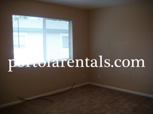 Building Photo - 4214 Topsail Ct