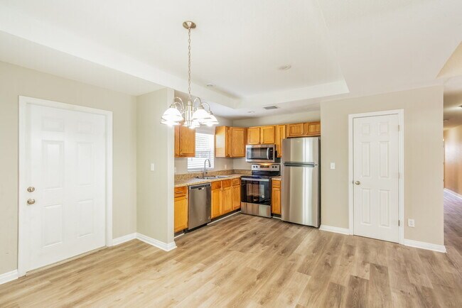 Foto del edificio - 674 15th Ave S