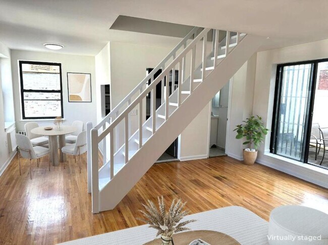 Building Photo - 2 bedroom in New York NY 10019