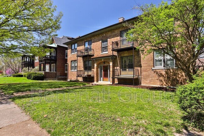 Building Photo - 7369 Delmar Blvd