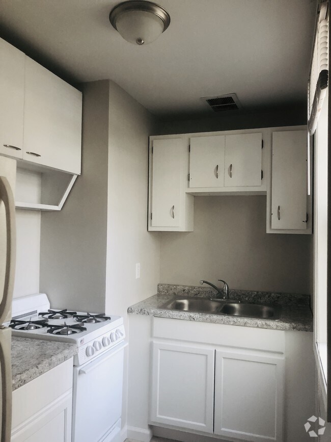 Downtown Valparaiso Low Apartments for Rent Valparaiso, IN 3