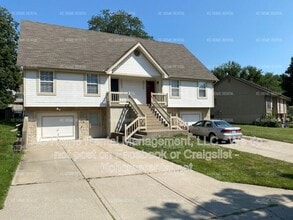 Building Photo - 8002 NW 79th Pl