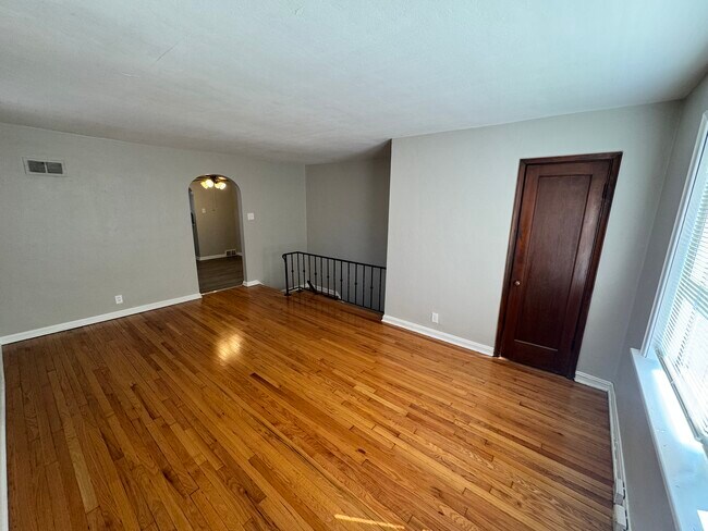 Foto del edificio - 3965 Dover Pl