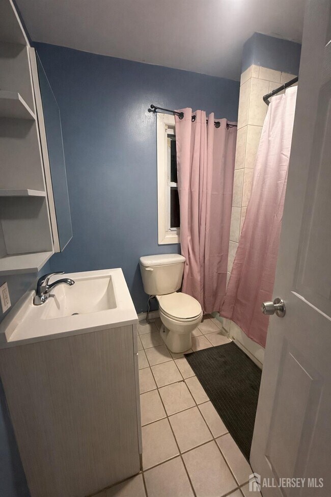 Foto del edificio - 77 Center St