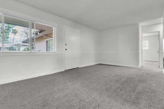 Building Photo - Royal Park Apartments