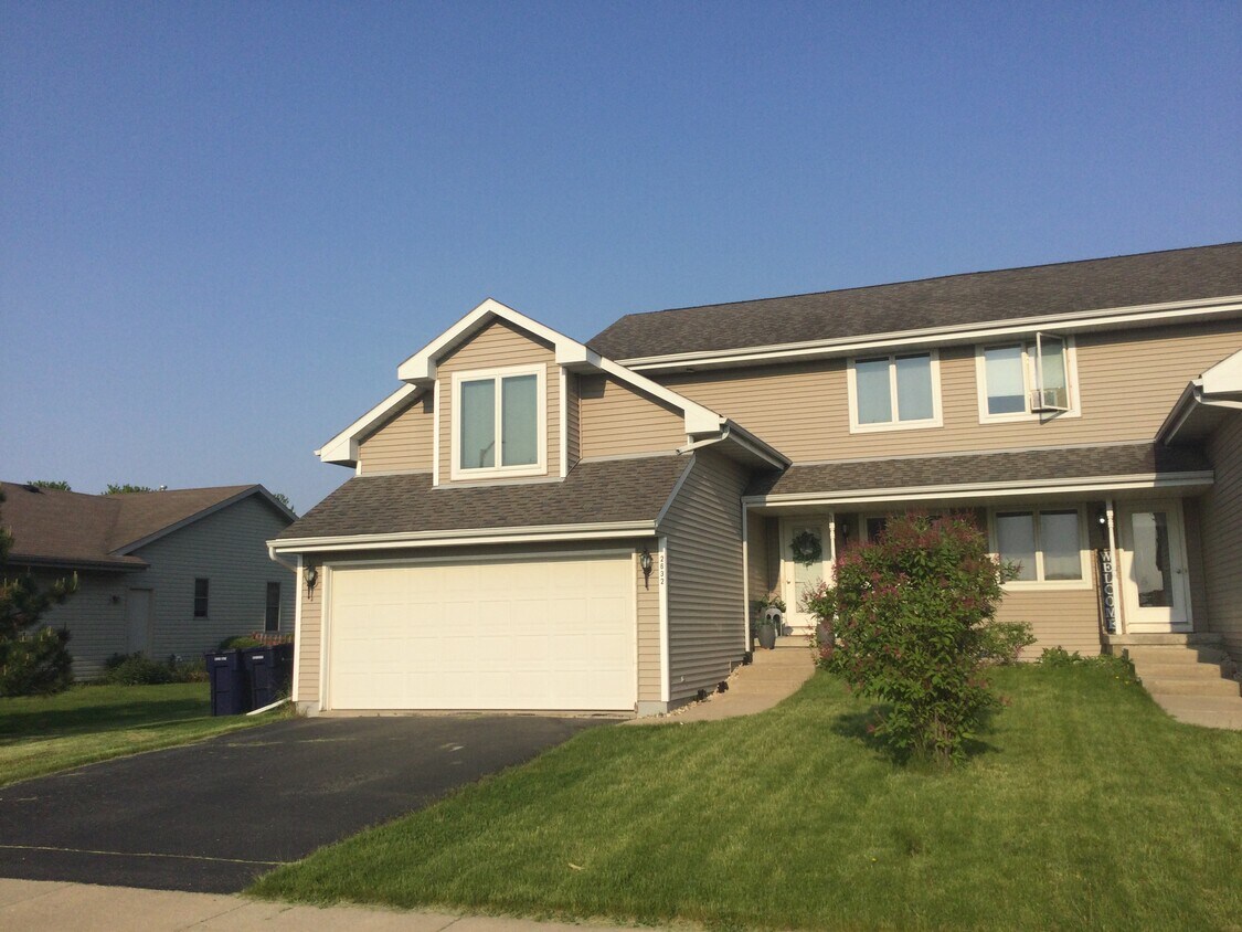 Foto principal - 2632 Autumn Ln