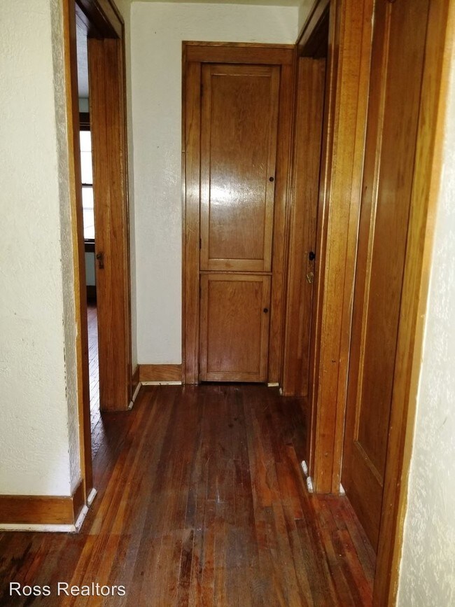 Foto del edificio - 42 N Chase Ave