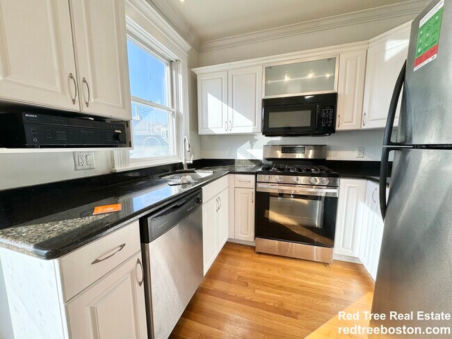 Unidad 1, disponible el 1/9 - 3 Grimes St