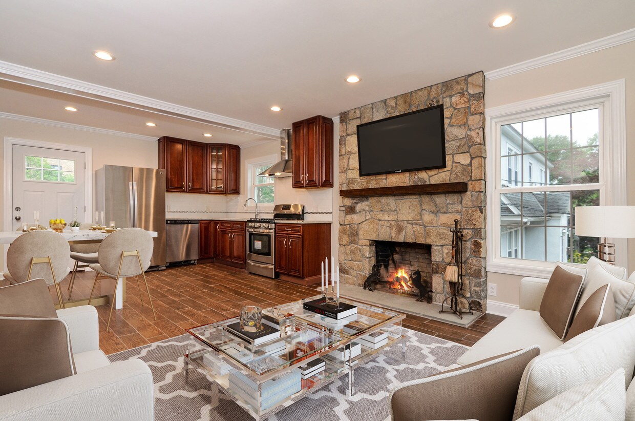 Welcome home! - 304 Battle Ave