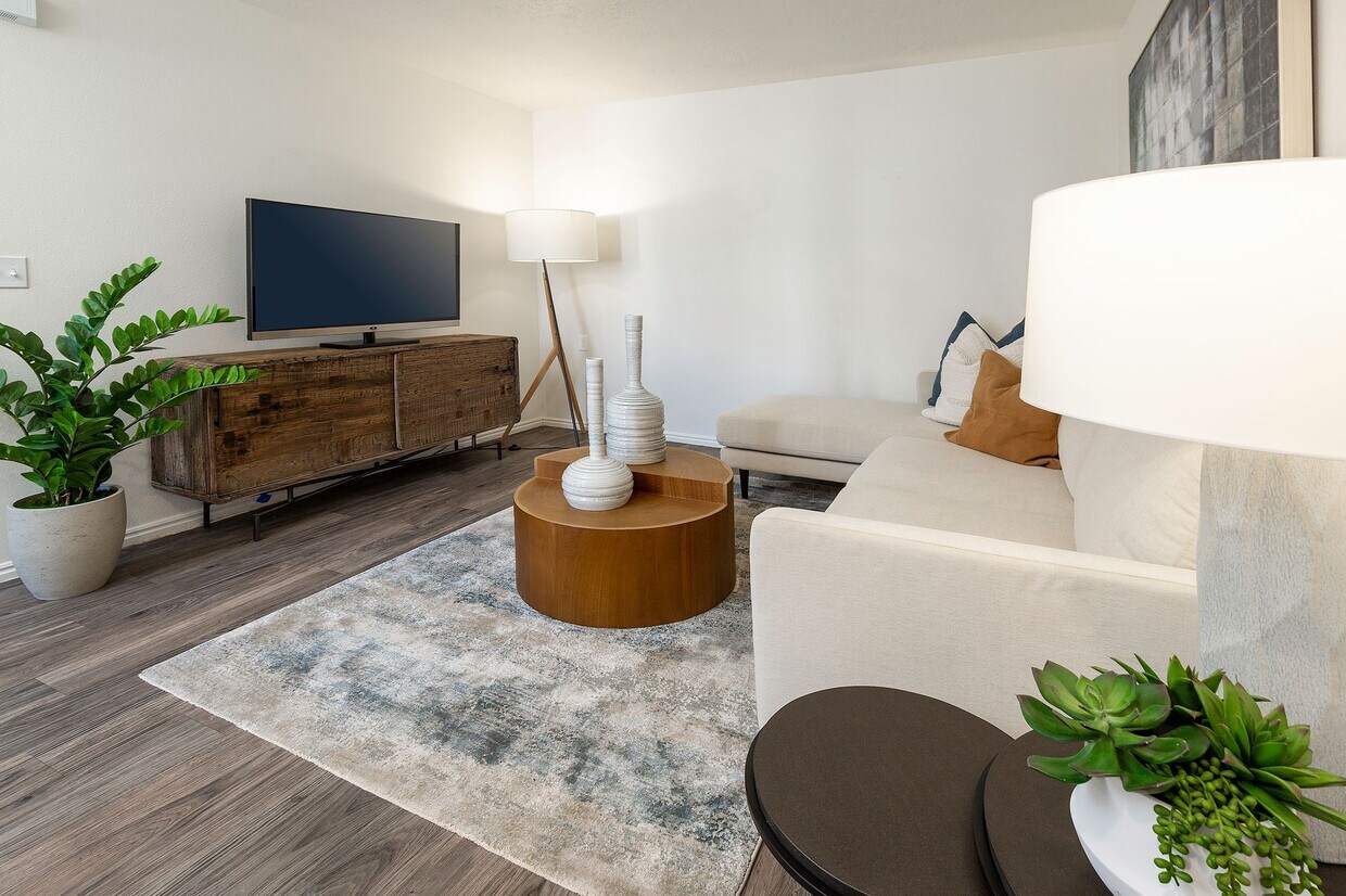 Woodgate at Jordan Landing Apartments at 3851 W Cobble Ridge Dr West