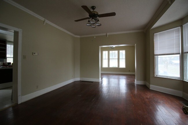 Building Photo - 3 br, 1.5 bath House - 2575 Hwy 100