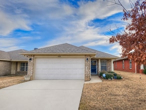 Building Photo - 28118 Kawana Ct