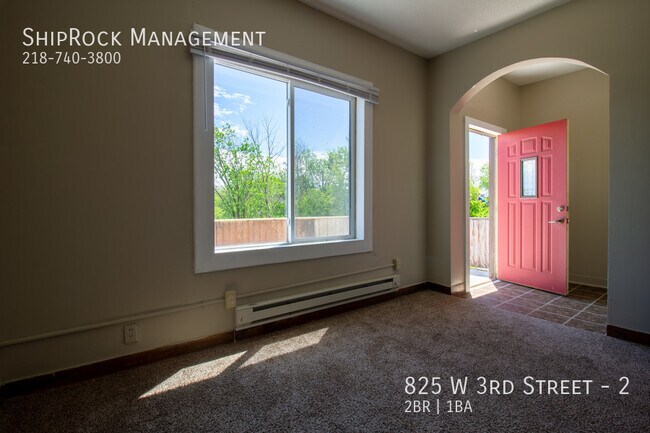 Foto del edificio - 825 W 3rd St